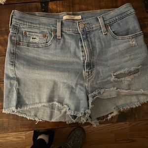 Levi’s shorts